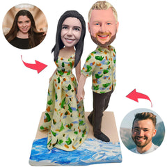 Custom Bobbleheads Happy Couple Standing By The Beach